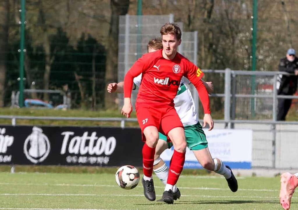 Traumtor von Yannik Jakubowski weckt Kilias Spielfreude beim 6:1 in Eckernförde
