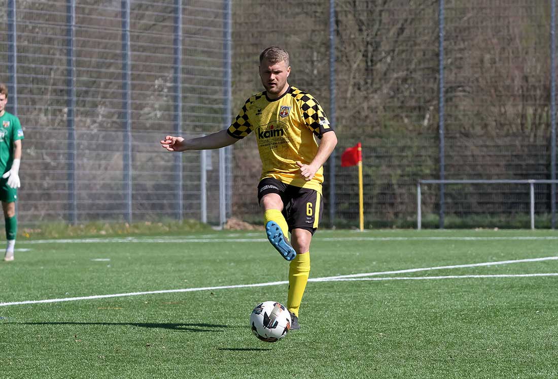 Frisia rettet gegen Heikendorf spät einen Punkt: Klemmer trifft in der 96. Minute
