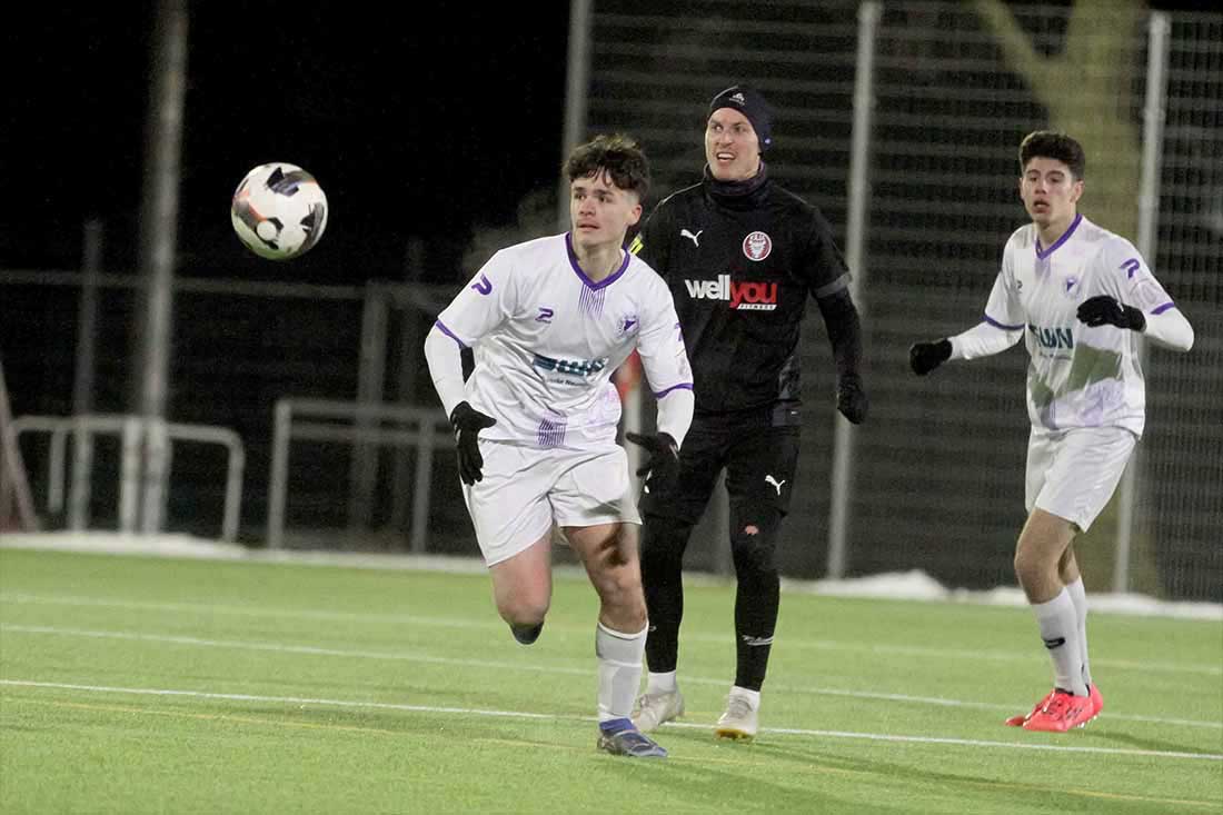 VfR Neumünster topfit im Abstiegskampf – 3:1 nach 0:1 beim Eckernförder SV
