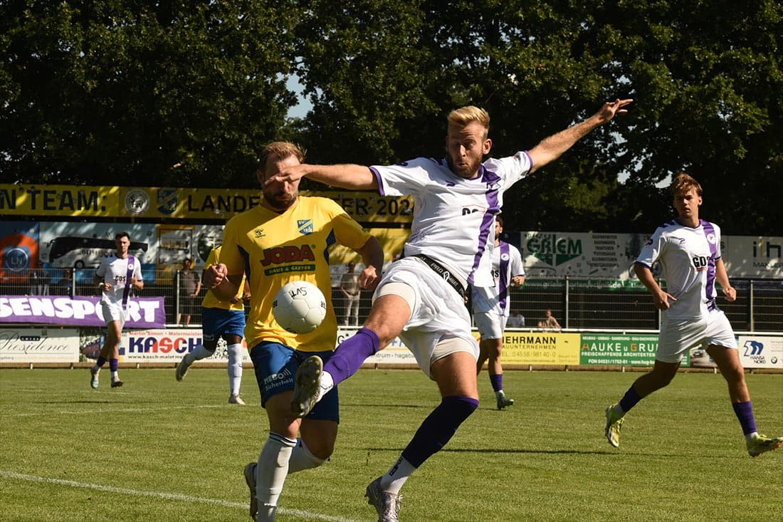 Todesfelde nicht zu stoppen – 4:1 im Top-Duell gegen VfR Neumünster