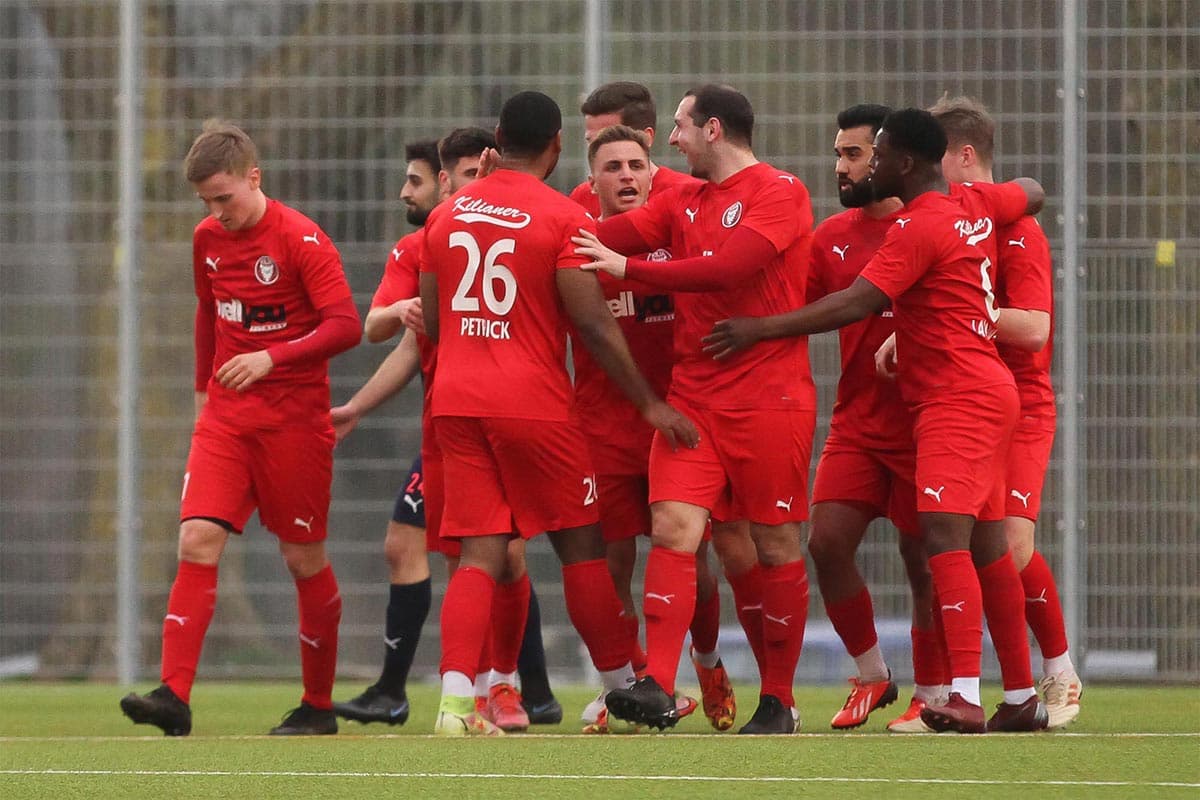 Kilia Kiel durch Tore von Petrick, Yakubowski und Yazgan im Finale