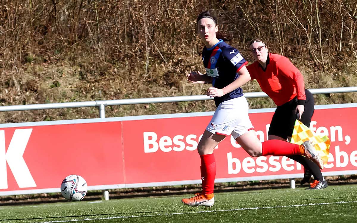 Holstein Kiel siegt im SHFV-LOTTO-Pokalfinale der Frauen in Büdelsdorf