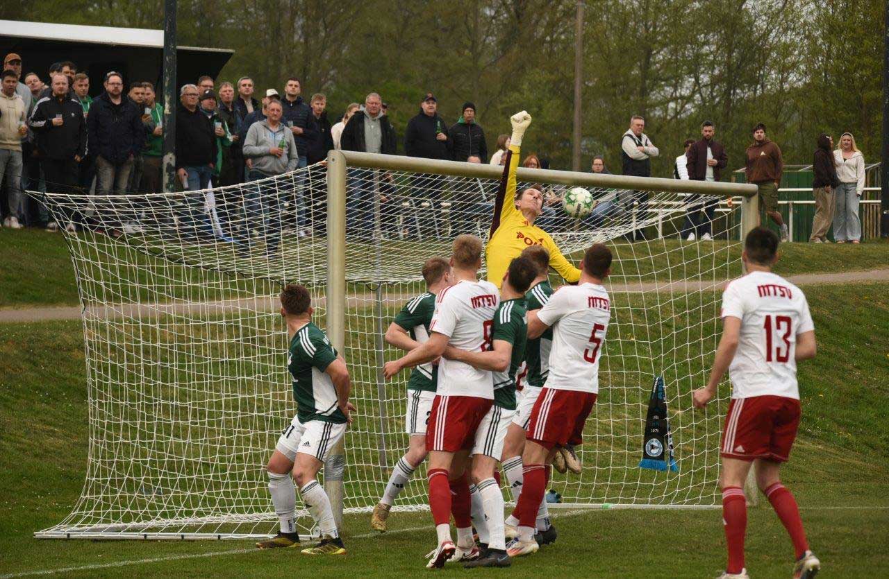 Doppelpack von Tjark Sievers entscheidet – MTSV im Pokalfinale