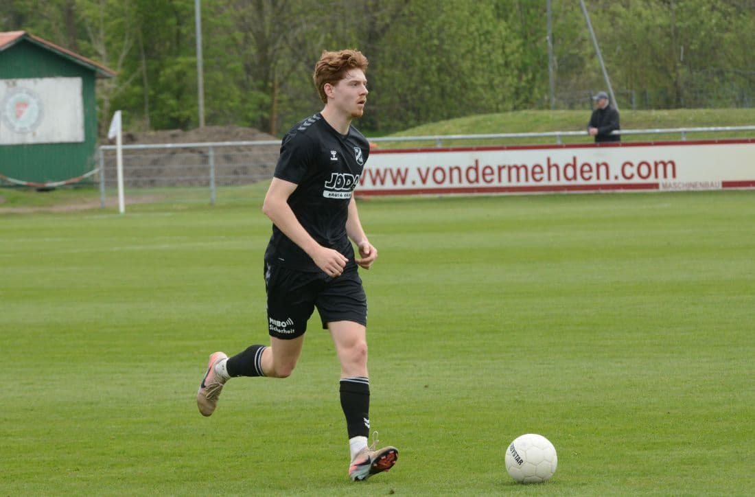 Tofe sehr abgeklärt beim 3:0-Erfolg in Eichede