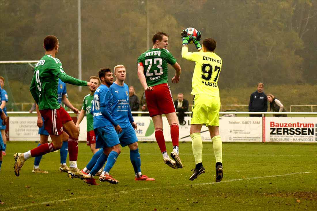 Hohenwestedt mit enttäuschender Leistung – Eutin beim 0:4 klar besser