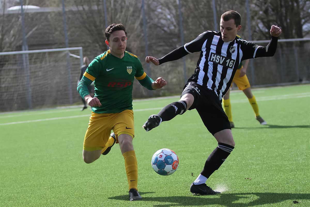 Yannick Meenken führt Heikendorf im Derby gegen SVE Comet zum 3:1