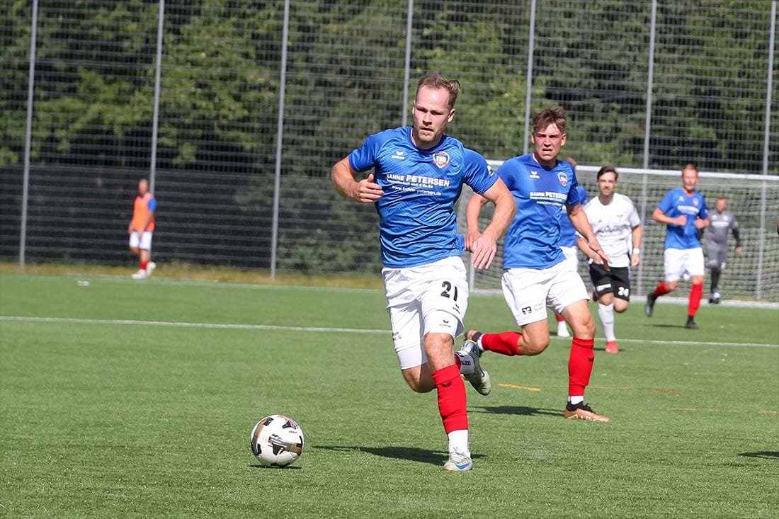 TSB zeigt Reaktion im Spitzenspiel und siegt 6:0 gegen RS Kiel