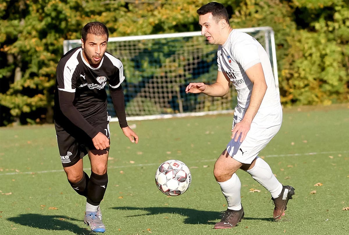 Eslam Amiri entscheidet in Laboe Derby im Kieler Osten mit 2:0 für die PSG