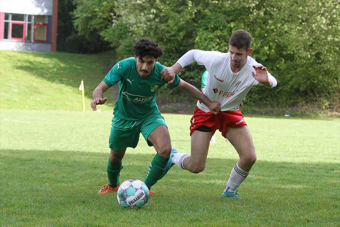 Oldenburg/Göhl schockt Pönitz: 3:1 gegen Tabellenführer