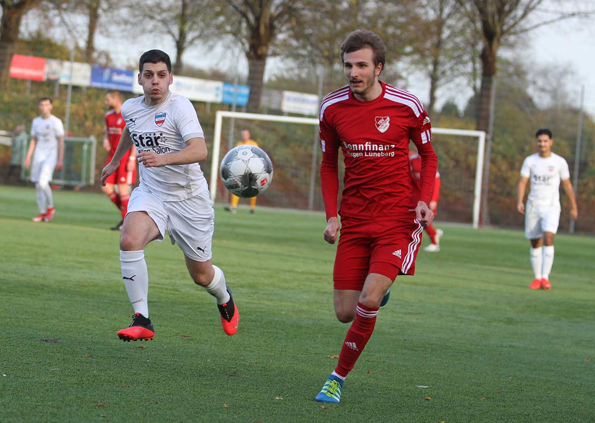 8-Tore-Spektakel in Flintbek – Hübner rettet Punkt in der Nachspielzeit