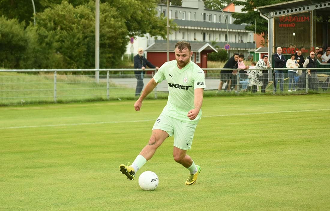 Dominanter PSV stürmt mit 5:0-Erfolg gegen Eutin 08 auf den 2. Platz