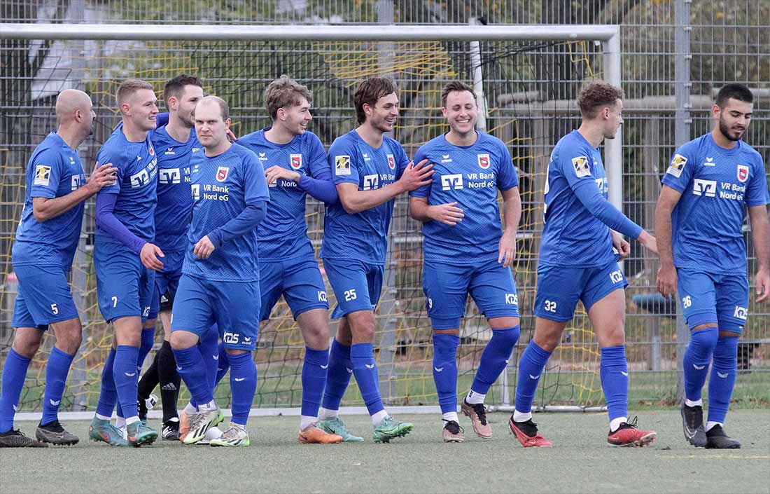 Stüber-Elf aus Friedrichsberg baut mit 3:2 gegen Stjernen Serie aus