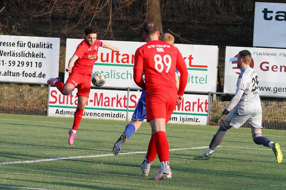 „Ganz einfach“: Eugen Halilis Freistoß aus 65 Metern zum 3:2 in der Nachspielzeit