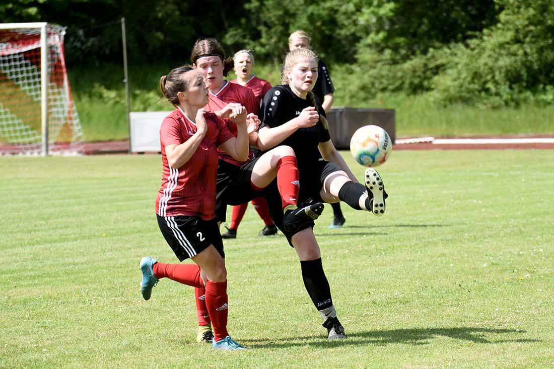 Bordesholmer Frauen beenden mit Event und 2:2 Saison
