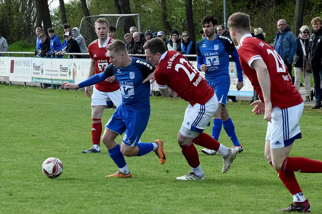 Jevenstedt auch im Kreisderby siegreich – Lucas Seefeldt trifft doppelt