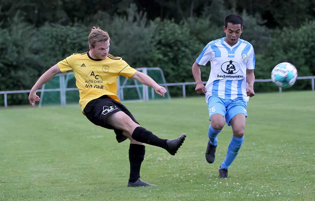 Jonas Schäfer führt TSV Altenholz zum Sieg