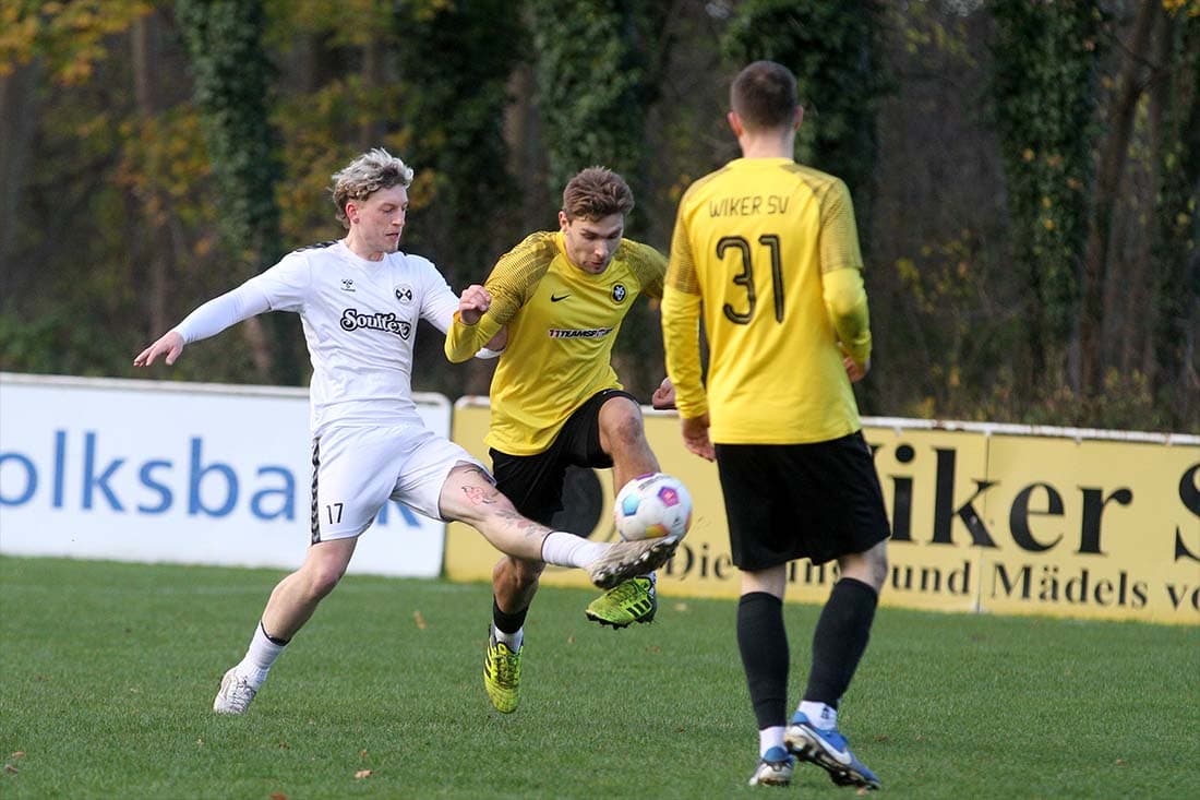 Wiker SV und SVG Pönitz trennen sich im Topspiel der Verbandsliga Ost 2:2