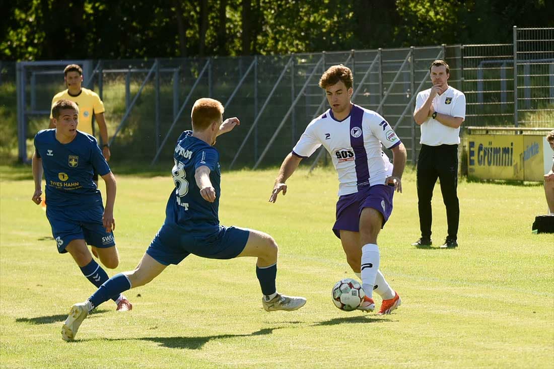 VfR Neumünster: Jan Lippegaus nach Trainingsunfall im Krankenhaus