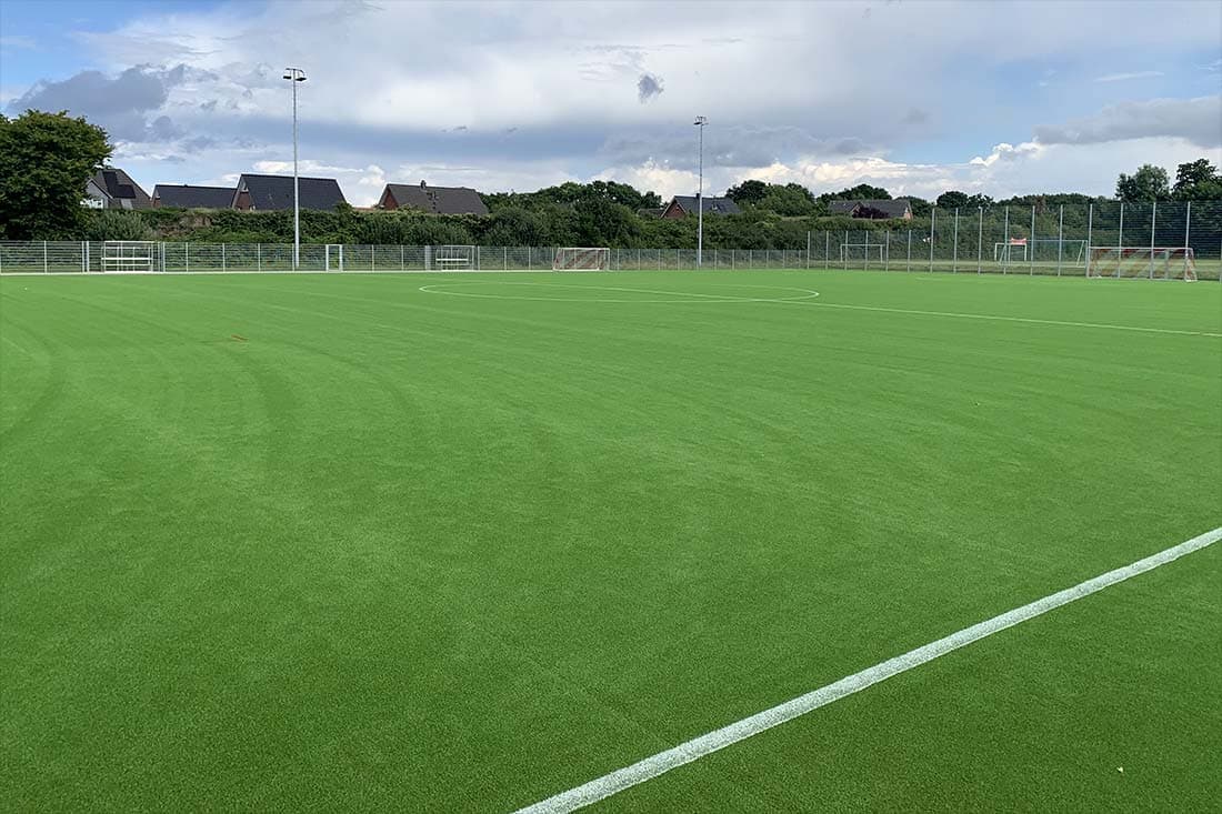 Einweihung des Kunstrasenplatzes – Ein Meilenstein für den Sport in Schönberg