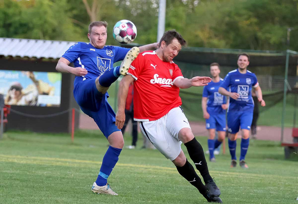 Rot-Schwarz Kiel stürmt zur Vizemeisterschaft mit dem 5:0 in Flintbek