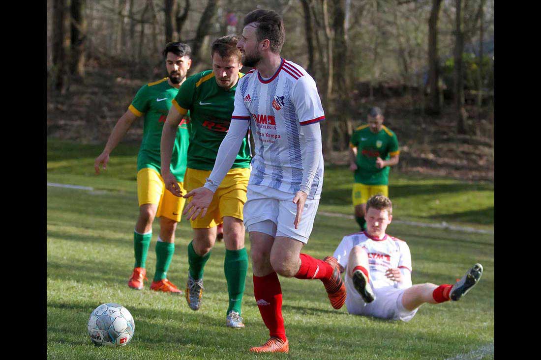 Der TSV Kronshagen siegt nach dem Pokalsieg erneut knapp über den Heikendorfer SV