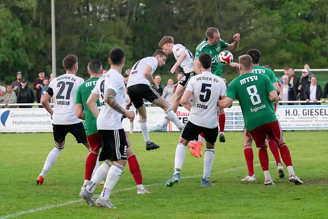Marvin Wolf erlöst Heider SV – Gerechte Punkteteilung in Hohenwestedt