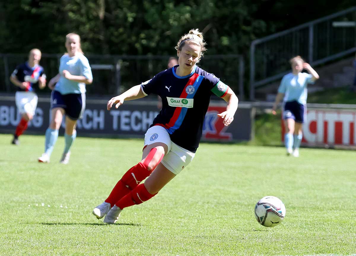 Holstein Women zelebrieren Lehrbuch-Fußball – 6:1 gegen Jesteburg
