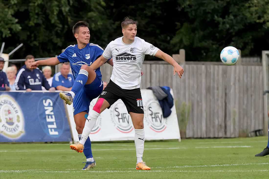 Eckernförder SV dreht 0:2-Rückstand: Traum-Einstand für Maik Gabriel beim 4:2 in Flensburg
