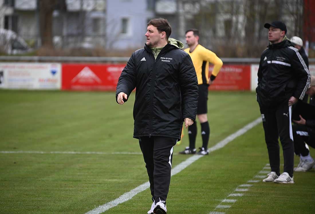 „Wir spielen voll auf Sieg“ – OSV-Coach Stahl will 3 Punkte gegen PSV