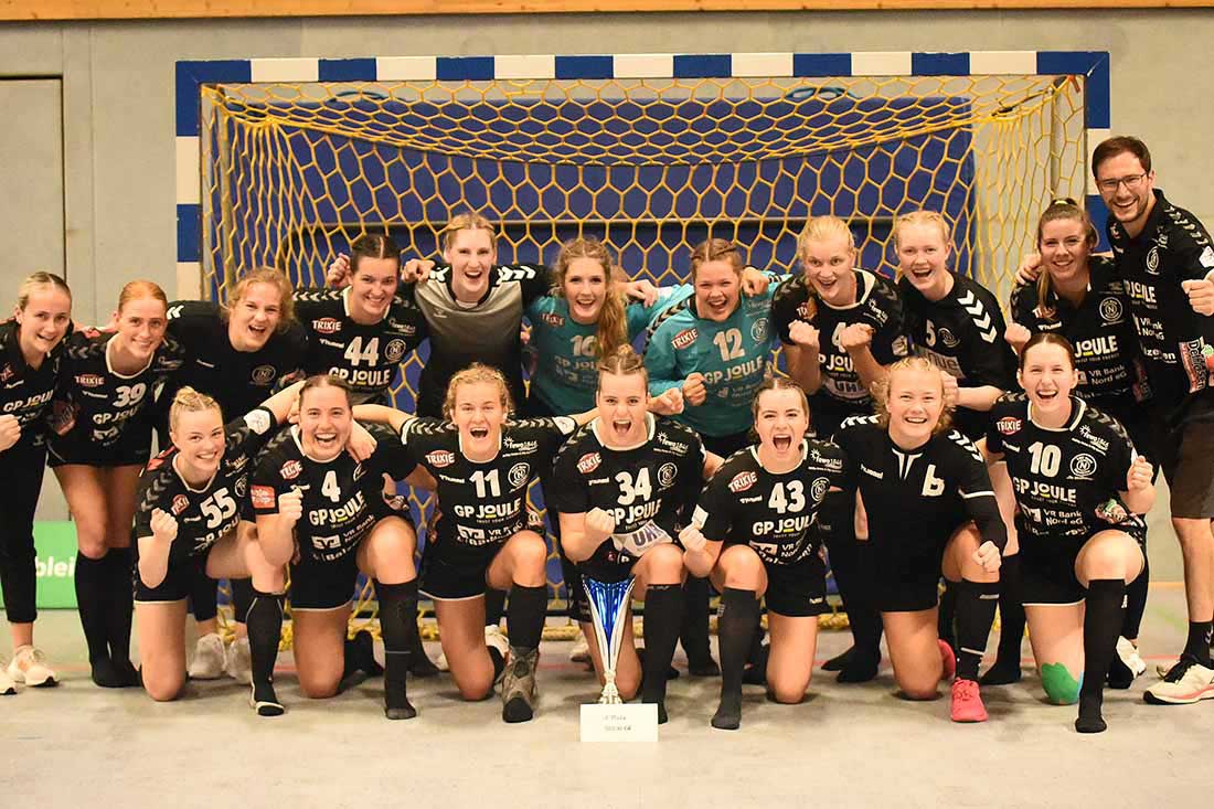 „Nordfrauen“ gewinnen RAIBA Leezen Hallen-Masters