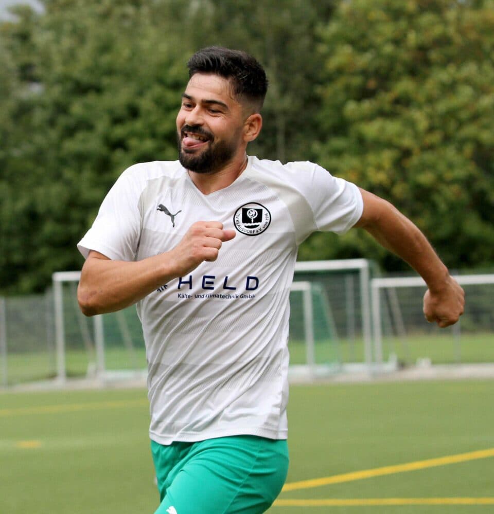 Genie und Wahnsinn: Driton Gashi trifft und fliegt