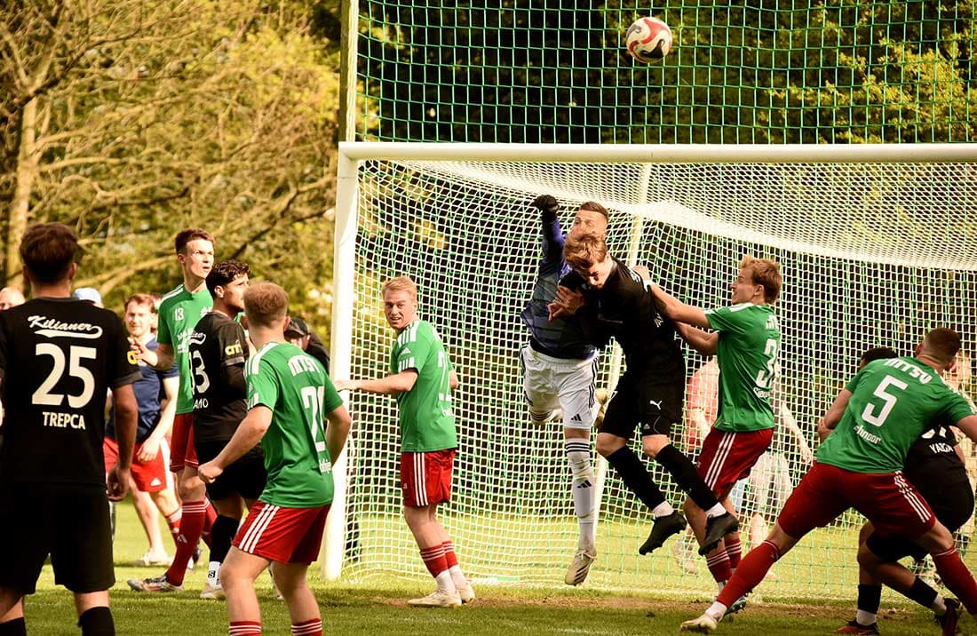 Mats Hinrichs mit Abschied vom MTSV Hohenwestedt
