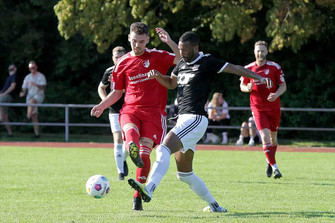 Übersicht VL Ost: Kronshagen nach 5:0 gegen Saxonia Team der Stunde