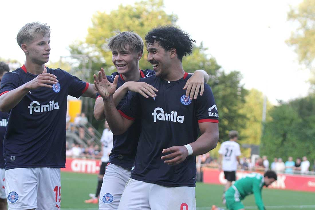 Klare Verhältnisse vor prominentem Besuch: Holstein Kiels U23 schlägt Heider SV mit 5:1