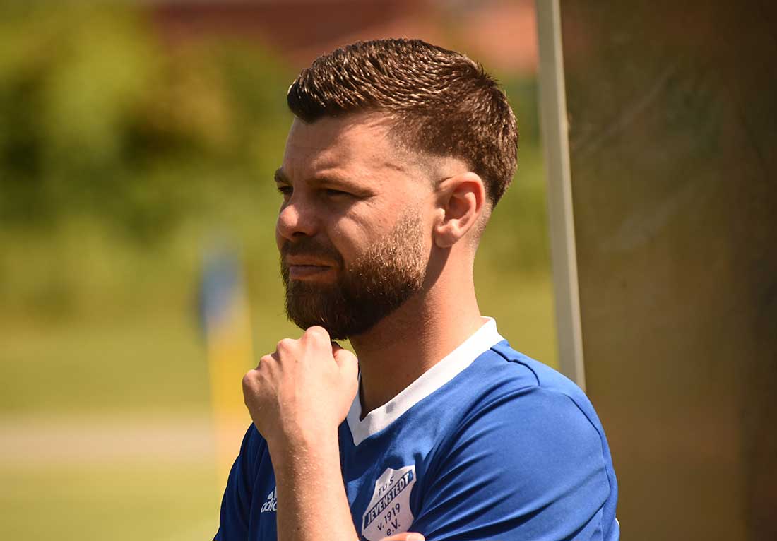 TUS Jevenstedt holt beim 2:1 gegen Kronshagen die ersten Heimpunkte