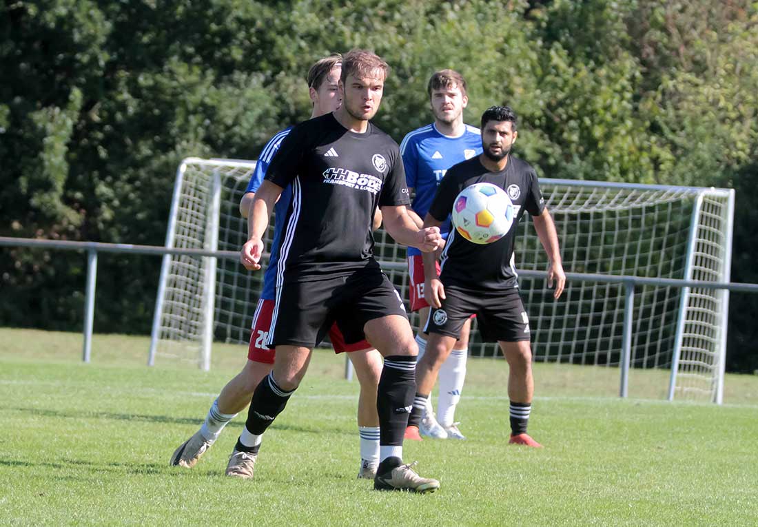 Preußen Reinfeld bindet vier Führungsspieler