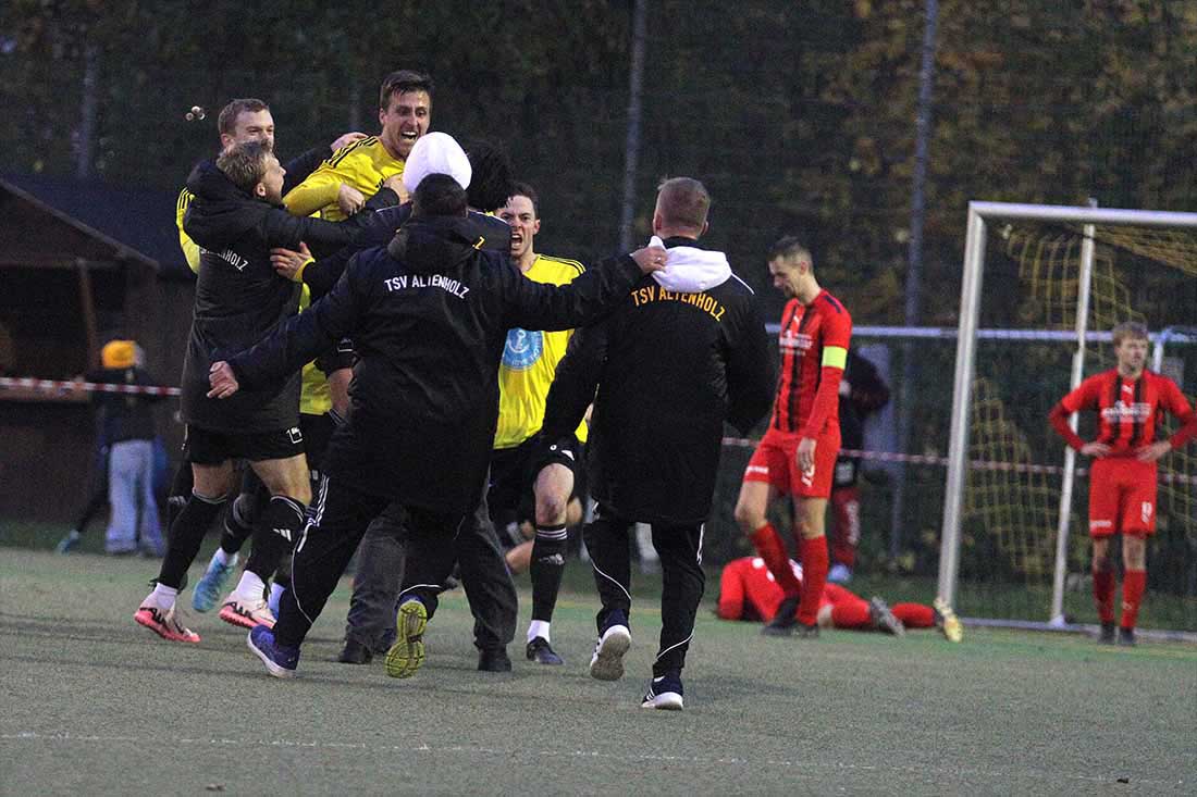 Spektakuläres Finale zwischen Altenholz und Kronshagen beim 4:4