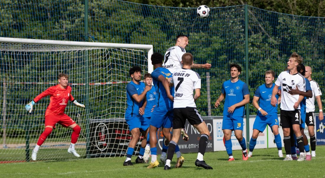 Heider SV überzeugt beim 2:2 gegen Oberligaspitzenteam SC Victoria Hamburg
