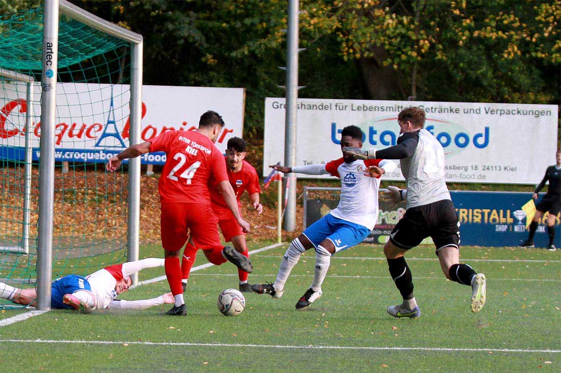 5:3 – Wilde Schlägerei zwischen Inter Türkspor und Husum