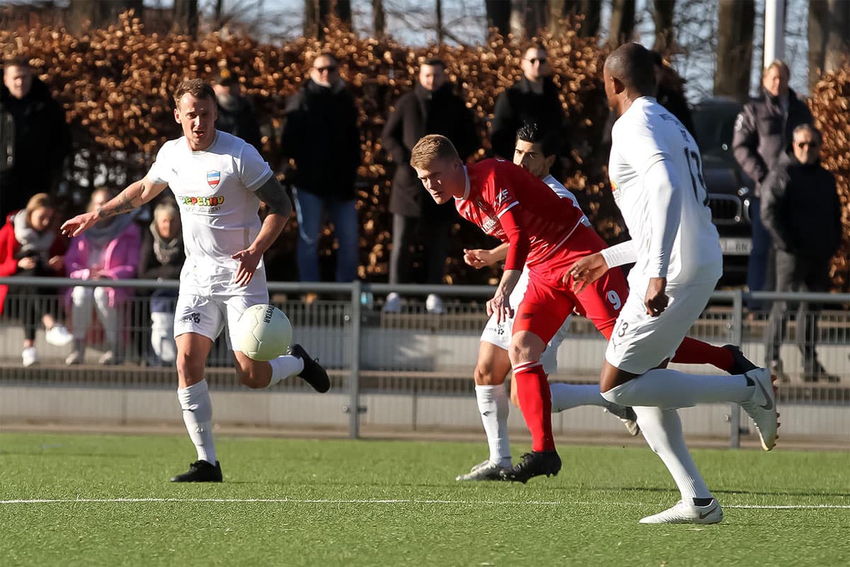 Inter Türkspor vergisst Glauben in der Kabine beim 2:6 gegen TSB Flensburg