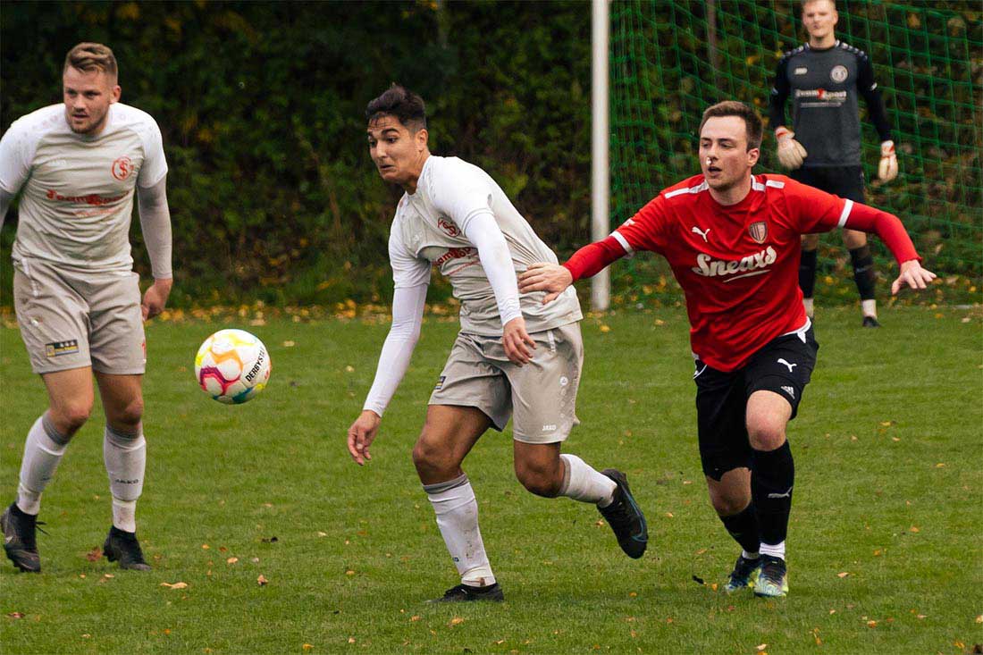 Rot-Schwarz Kiel mit Chancenwucher 2:2 gegen Schönkirchen