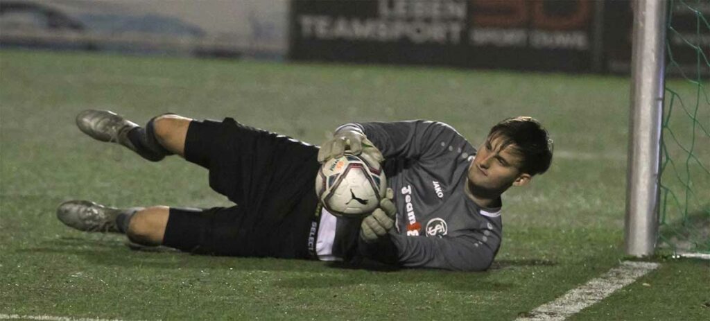 TSG-Keeper Finn Oland hatte nicht viel zu tun und der Freistoß war nicht zu halten. © Ismail Yesilyurt