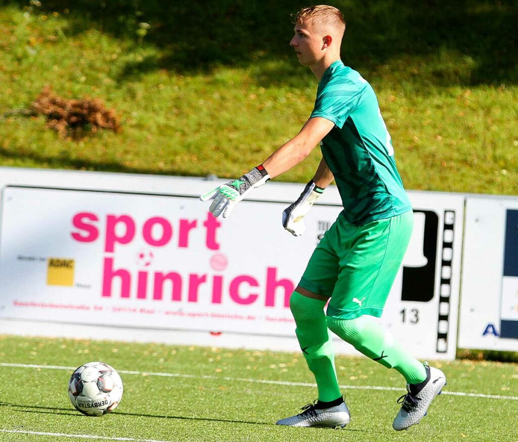 In Klausdorf, wo grün-weiß die Vereinsfarben sind, wird Nico Ganzel seine Trikofarbe wechseln müssen.