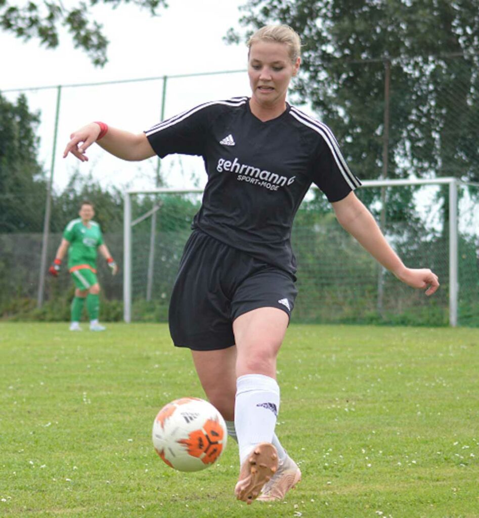 Johanna Lange, Fußballerin des Jahres in Bösdorf, produzierte mit ihren Ideen viele Tore für ihr Team. Foto hfr Fortuna Bösdorf