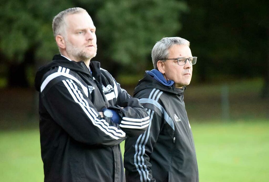 Peter Barth (li.) und Udo Kochanski haben beim MTSV Hohenwestedt gemeinsam ein gutes team aufgebuat. © 2022 Olaf Wegerich