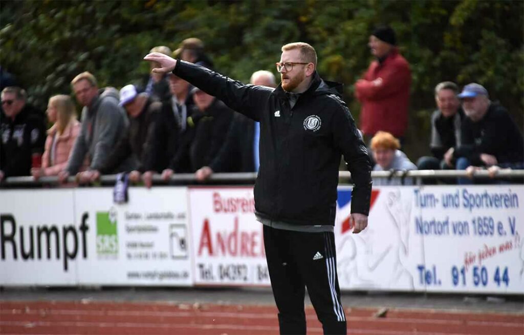 Mehr als 8 Jahre lang hat Fabian Doege der Liga des TuS Nortorf eine erfolgreiche Richtung gezeigt. © 2022 Olaf Wegerich