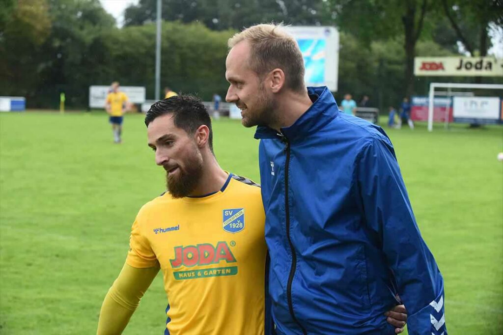Neucoach Björn Sörensen bringt Freude und Erfolg mit zum SV Todesfelde. © 2023 Olaf Wegerich