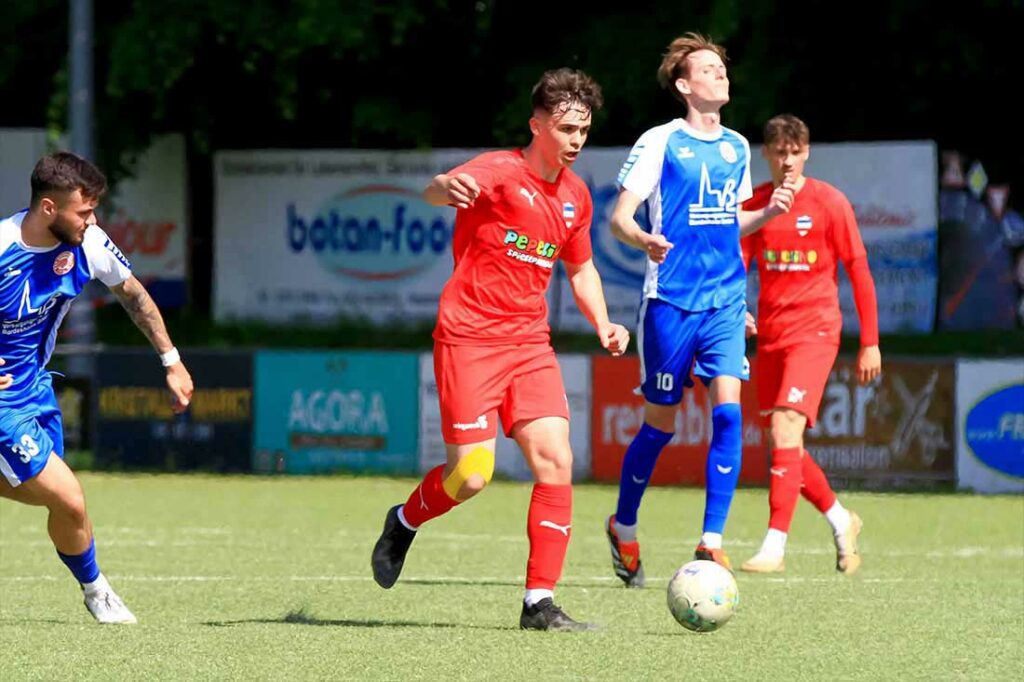 Visar Mehmeti, hier im Trikot von Inter Türkspor Kiel, trifft in allen drei Testspielen des VfR Neumünster. © 2024 Ismail Yesilyurt