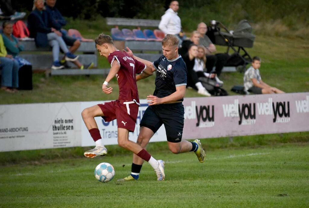 Rune Linus Kulig (Wasbek) war auch mit einem Dreier-Pack dabei. © 2024 Olaf Wegerich