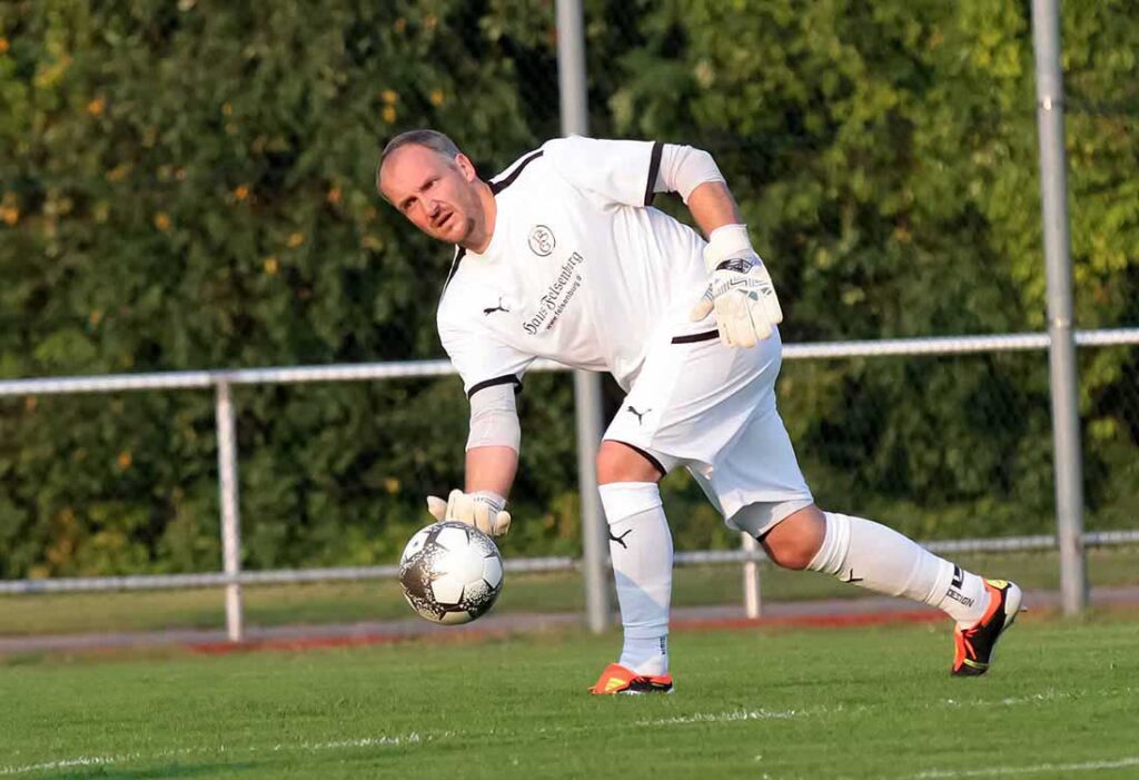 Thomas Bohrmann (Probsteier SG) war auch jahrelang beim Heikendorfer SV aktiv. © 2024 Ismail Yesilyurt